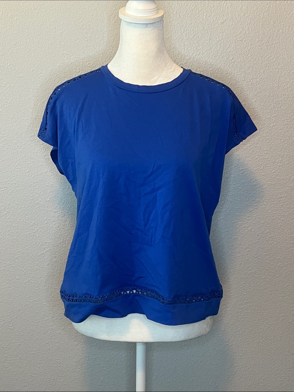 Ann Taylor Crochet Detail Cap Sleeve TShirt Blue Size Medium